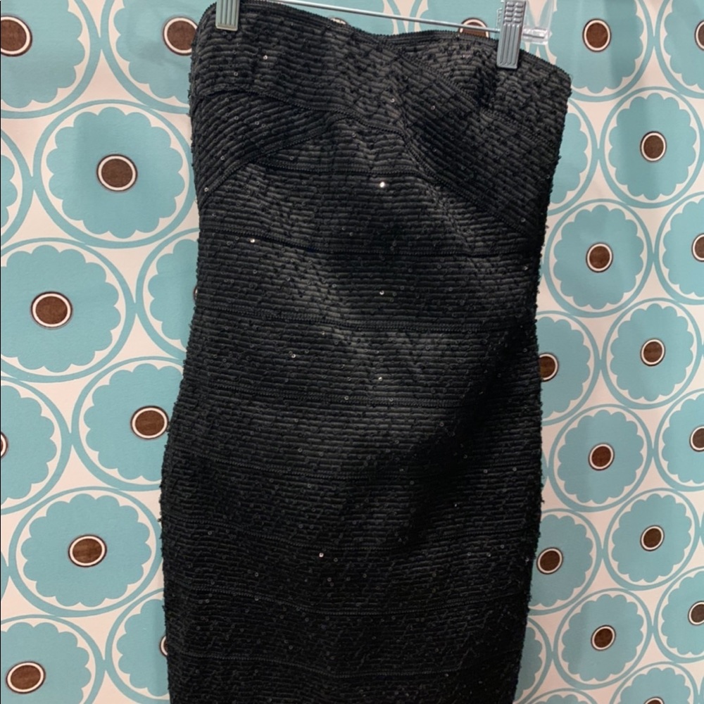 NWOT Sparkly black strapless bodycon